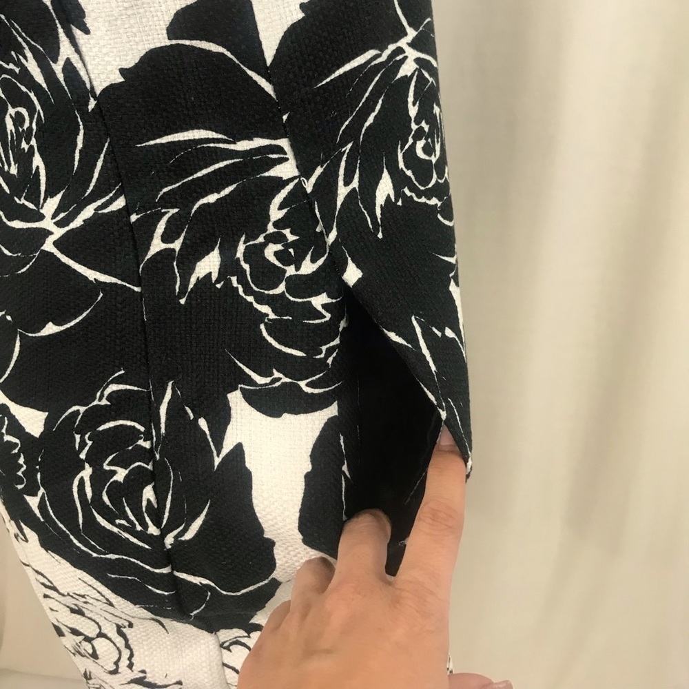NWT - Just Taylor Black & White Floral Sheath Dress With Pockets - Size 2 - Picture 5 of 10